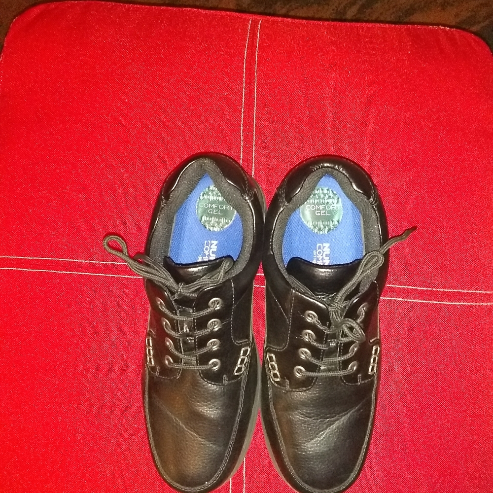Nunn Bush shoes